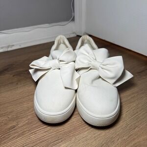 J. Adams Wally White Bow Platform Slip On Sneakers Womens 9